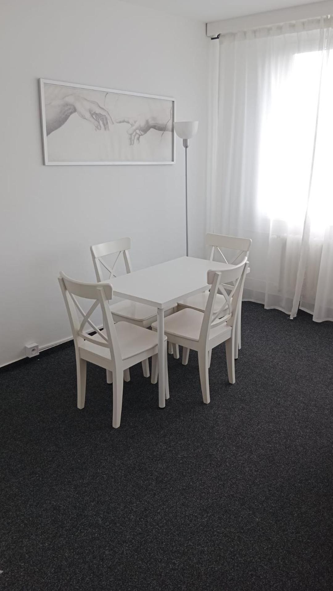Apartmany Bryksova - Prague — Photos 1